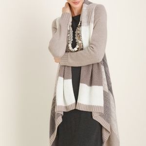 Chico’s NWOT Drape Front ColorBlock Cardigan